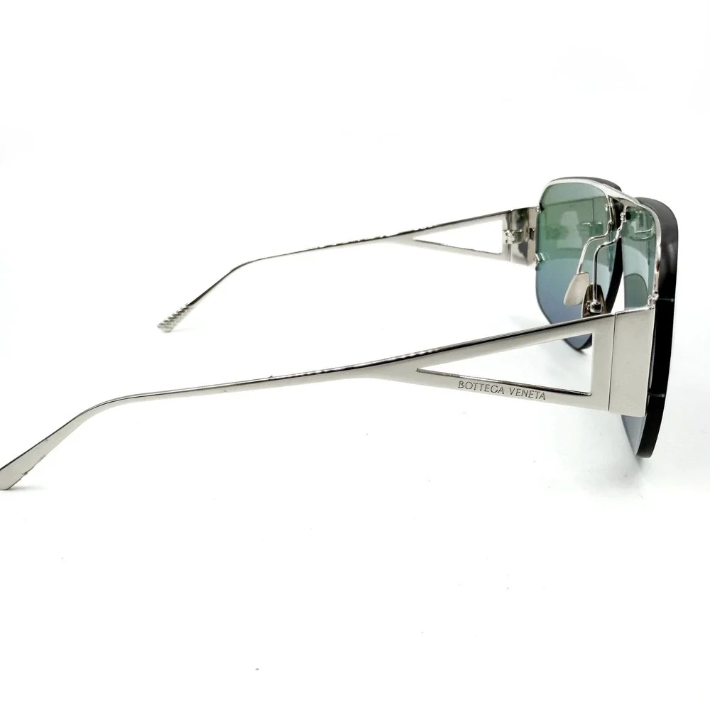 Bottega Veneta BV1065S Sunglasses Silver Iridescent Mirror Shield Oversized‎
